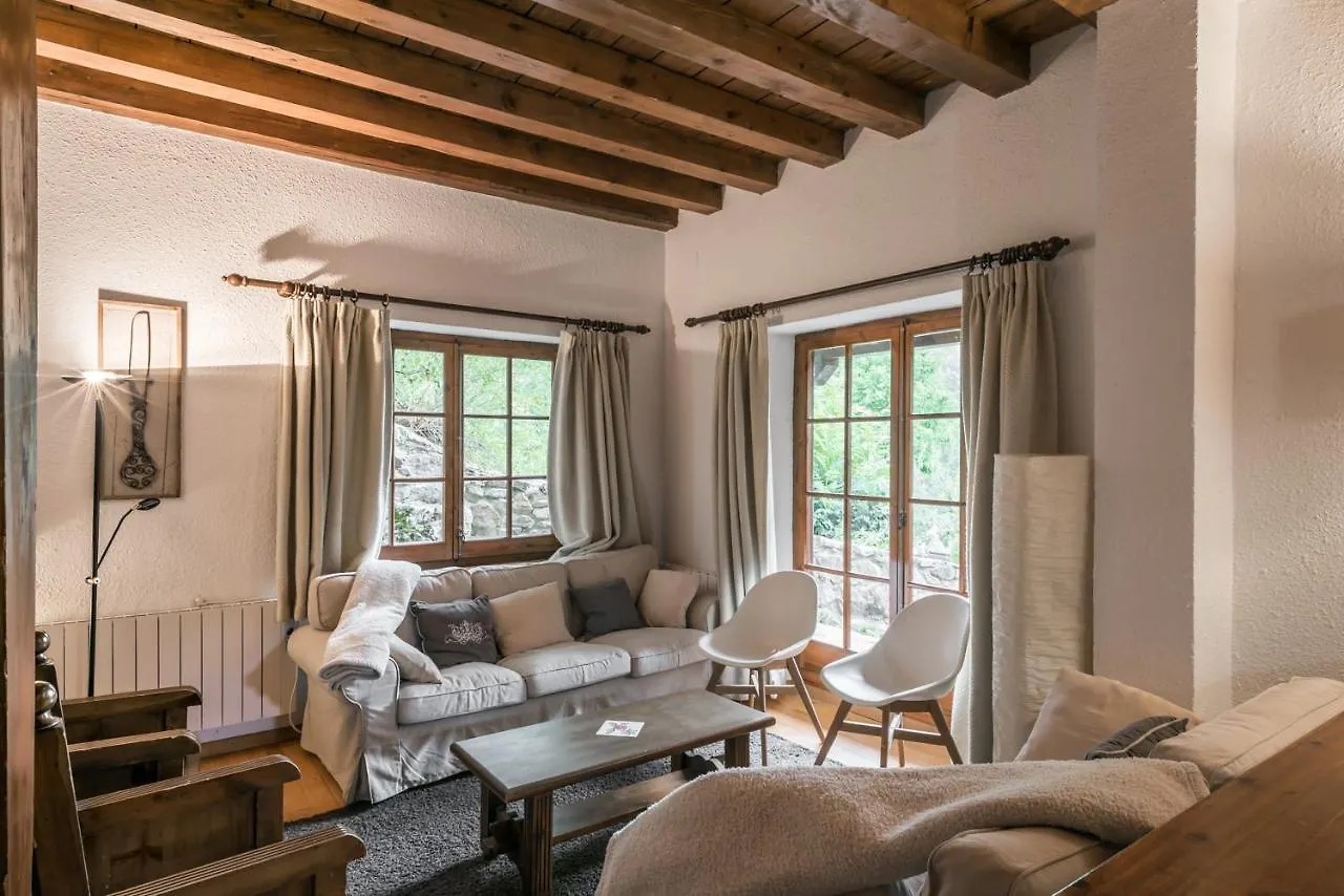 Villa Casa Guineu By Totiaran à Unha Hébergement de vacances